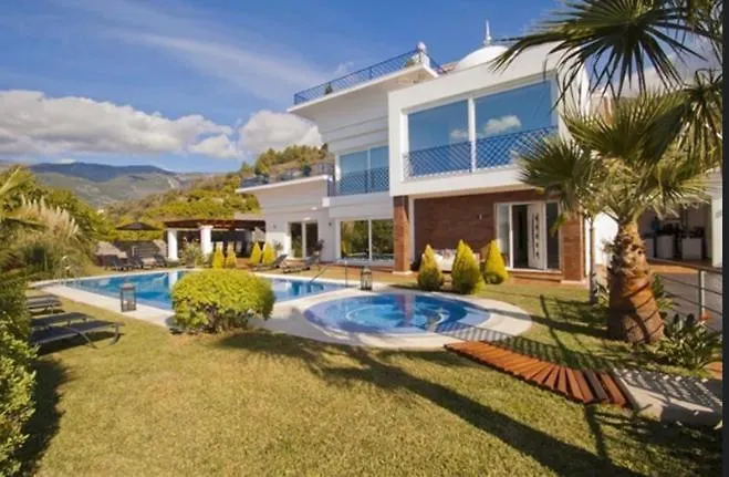 Villa Los Nispero De Paco Canillas de Albaida Spain